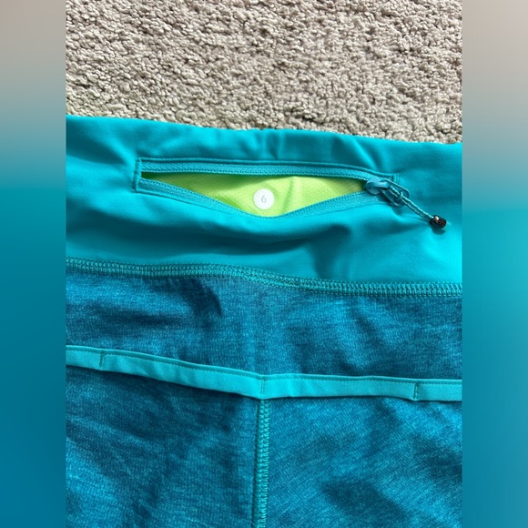 Lululemon Speed Shorts - Picture 12 of 12